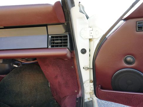 Used 1987 Porsche 911 Carrera image 20