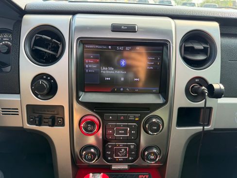 Used 2013 Ford F150 Raptor w/ Luxury Equipment Group image 17