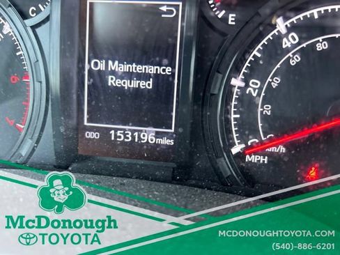 Used 2020 Toyota 4Runner SR5 AWD/4WD image 14