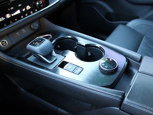 Used 2022 Nissan Rogue Platinum w/ Head-Up Display Package image 26