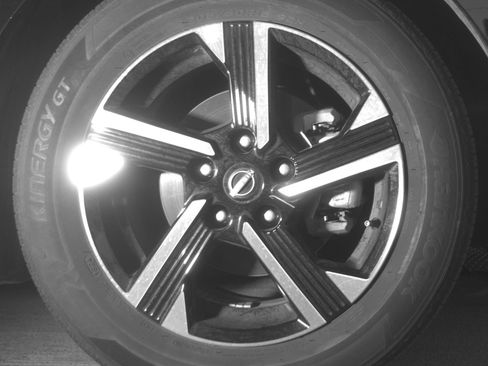 Used 2025 Nissan Sentra SV image 13