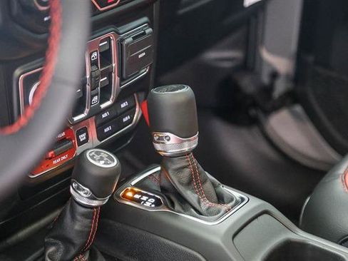 New 2023 Jeep Wrangler Unlimited Rubicon 4xe image 65