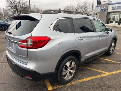 Used 2019 Subaru Ascent Premium image 5