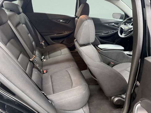 Used 2025 Chevrolet Malibu LT FWD image 22