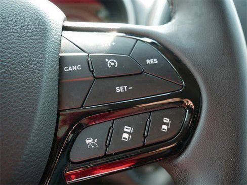 Used 2023 Jeep Cherokee Altitude Lux image 25