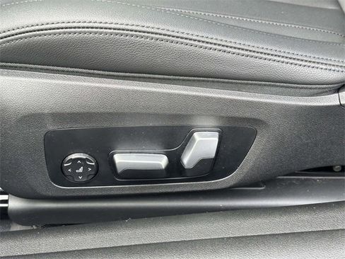 Used 2021 BMW 430i xDrive Coupe w/ Convenience Package image 15