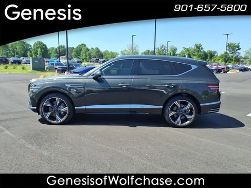 Used 2025 Genesis GV80 2.5T Prestige AWD/4WD image 2