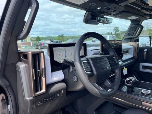 New 2025 GMC Hummer EV 3X image 15