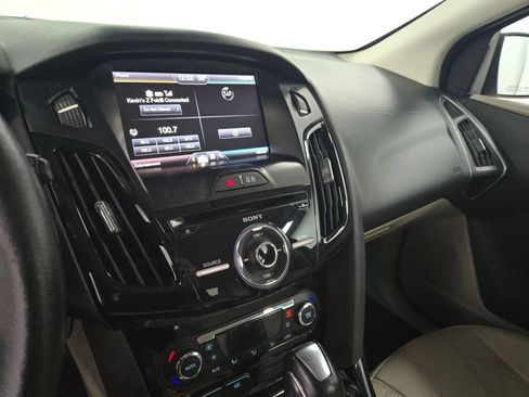 Used 2014 Ford Focus Electric Hatchback image 24