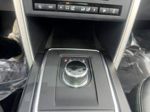 Used 2018 Land Rover Discovery Sport HSE AWD/4WD image 23
