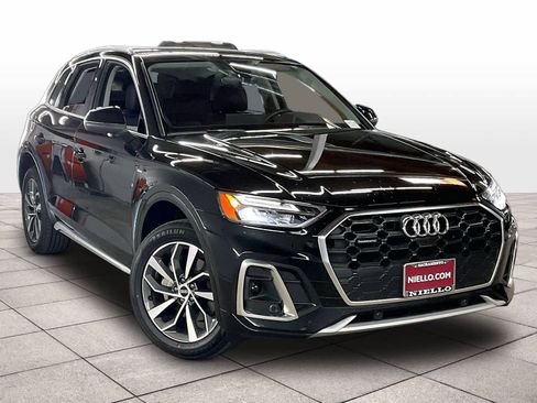 Used 2023 Audi Q5 2.0T Premium Plus w/ Premium Plus Package image 2