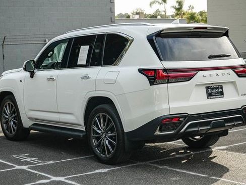 Used 2024 Lexus LX 600 F Sport AWD/4WD image 5