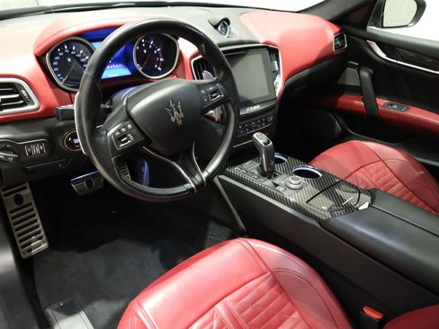 Used 2019 Maserati Ghibli S GranSport Q4 image 21