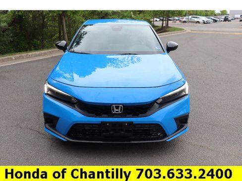 Used 2023 Honda Civic Sport image 2