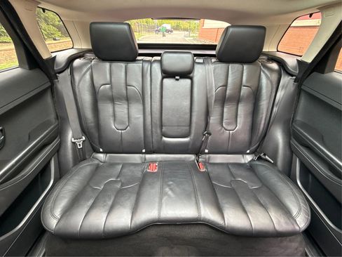 Used 2015 Land Rover Range Rover Evoque Pure Plus AWD/4WD image 31