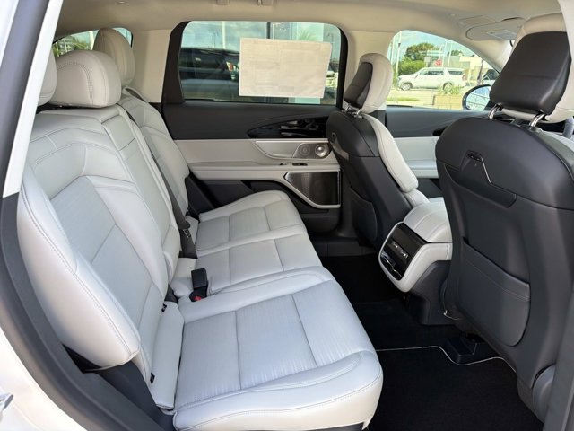 New 2026 Lincoln Nautilus Reserve AWD/4WD image 22