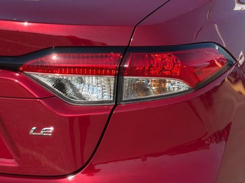 Used 2025 Toyota Corolla LE FWD image 29