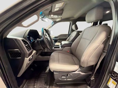 Used 2018 Ford F150 XLT w/ Equipment Group 302A Luxury AWD/4WD image 18