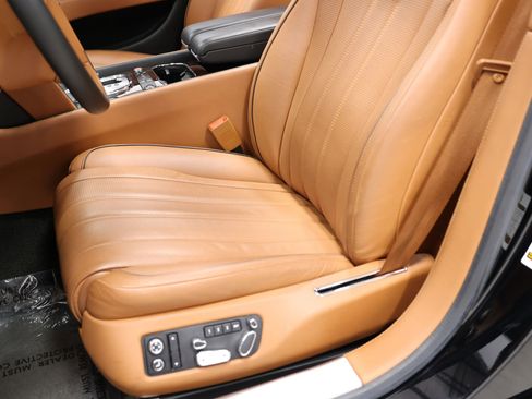 Used 2015 Bentley Flying Spur V8 AWD/4WD image 17