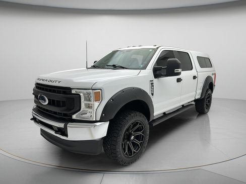 Used 2022 Ford F350 XL w/ Power Equipment Group AWD/4WD image 3
