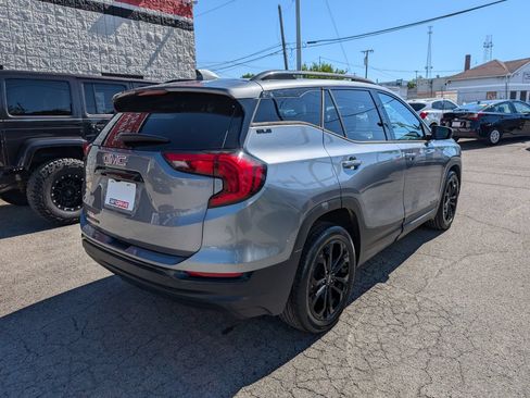 Used 2020 GMC Terrain SLE w/ Driver Convenience Package FWD image 6