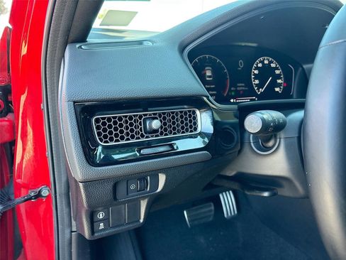 Certified 2023 Honda Civic Sport image 11