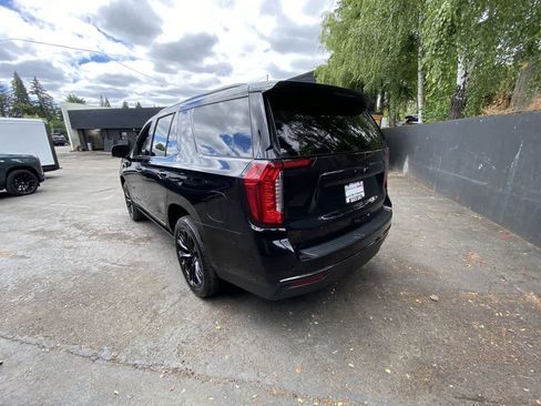 Used 2024 GMC Yukon Denali w/ Denali Reserve Package AWD/4WD image 4