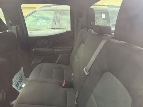 Used 2023 Chevrolet Colorado W/T image 10