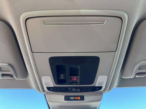 Certified 2023 Honda Accord EX image 31