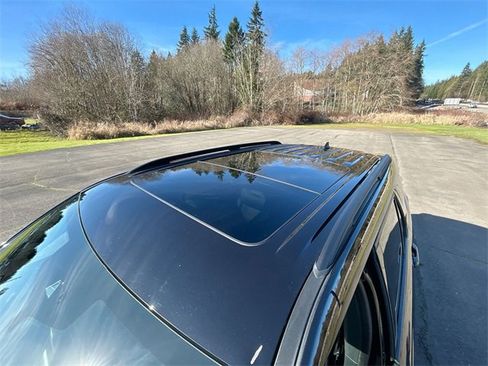 Used 2021 Ford Explorer ST w/ Equipment Group 401A image 21