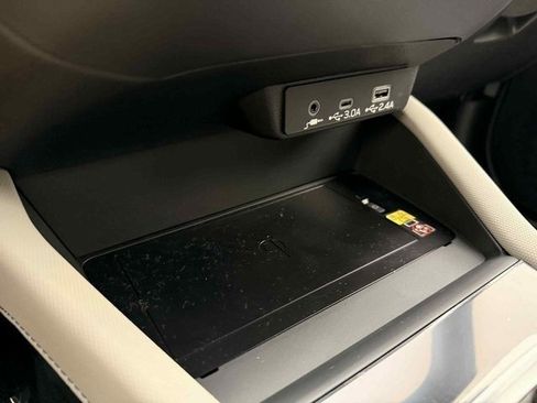 New 2025 Subaru Forester Premium image 24