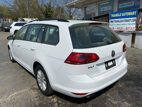 Used 2015 Volkswagen Golf S FWD image 8