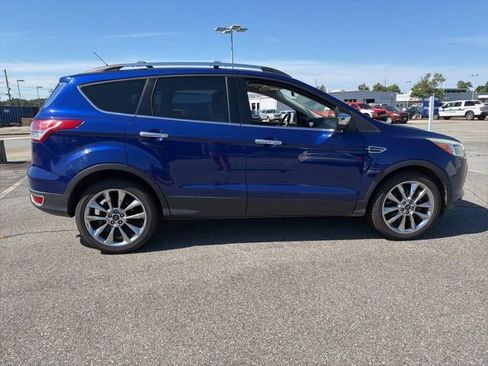Used 2014 Ford Escape SE w/ SE Chrome Package AWD/4WD image 2