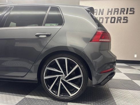 Used 2018 Volkswagen Golf 4-Door AWD/4WD image 14