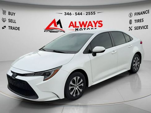 Used 2022 Toyota Corolla LE FWD image 1