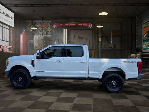 Used 2022 Ford F250 Lariat w/ Tremor Off-Road Package AWD/4WD image 6
