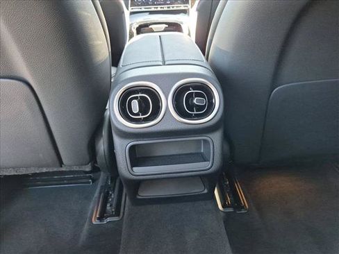 Certified 2026 Mercedes-Benz GLC 300 image 17