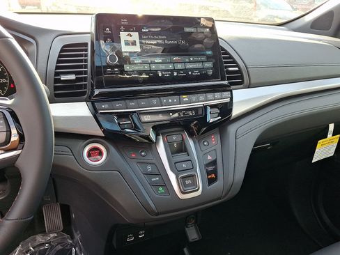 New 2026 Honda Odyssey Sport-L image 8