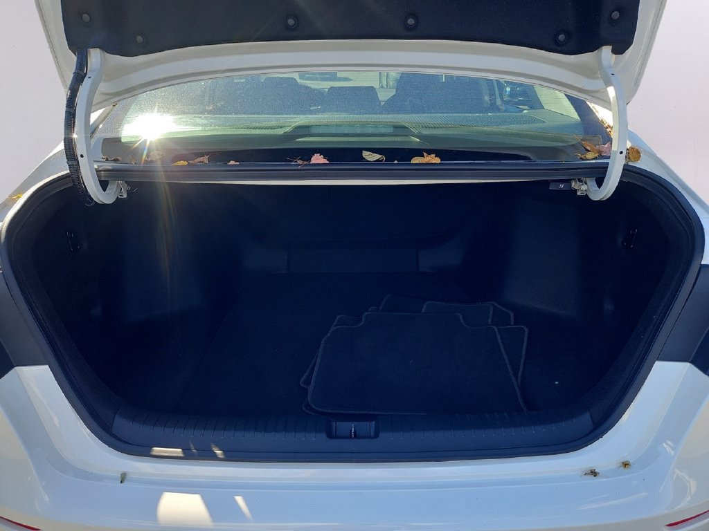 Used 2026 Honda Accord LX image 27