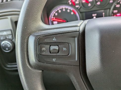 Used 2022 Chevrolet Silverado 1500 Custom image 23