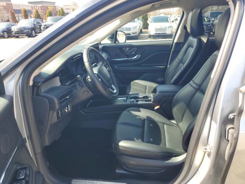 Certified 2024 Lincoln Corsair AWD w/ Equipment Group 101A image 11