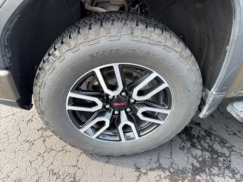 Used 2024 GMC Sierra 1500 AT4 AWD/4WD image 24