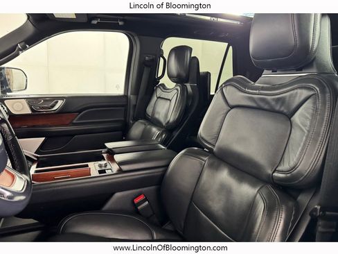 Certified 2022 Lincoln Navigator Reserve AWD/4WD image 48