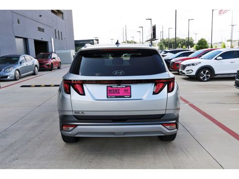 Certified 2025 Hyundai Tucson SEL FWD image 7
