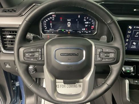 Used 2025 GMC Sierra 1500 Denali image 16