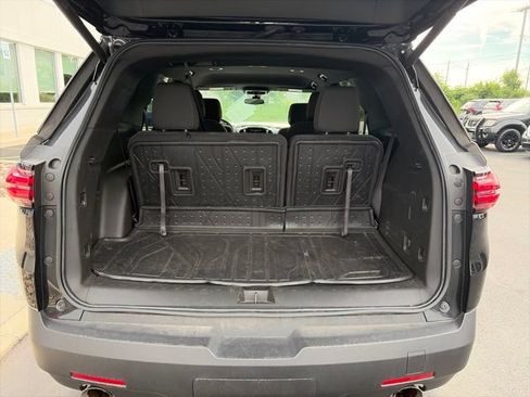 Used 2023 Chevrolet Traverse LT w/ LPO, Floor Liner Package AWD/4WD image 10