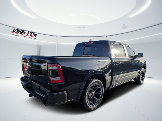 Used 2020 RAM 1500 Limited w/ Black Appearance Package AWD/4WD image 3