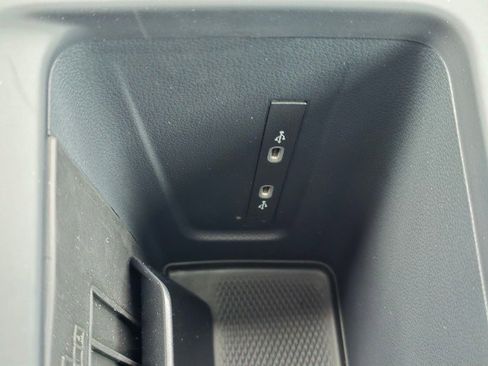 New 2026 Volkswagen Tiguan SE R-Line AWD/4WD image 39
