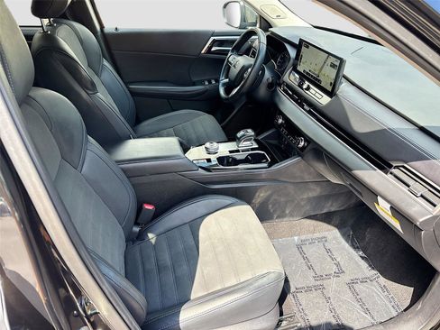 Used 2025 Mitsubishi Outlander SE FWD image 29