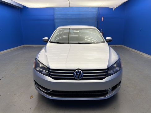 Used 2013 Volkswagen Passat 2.5 SE image 3